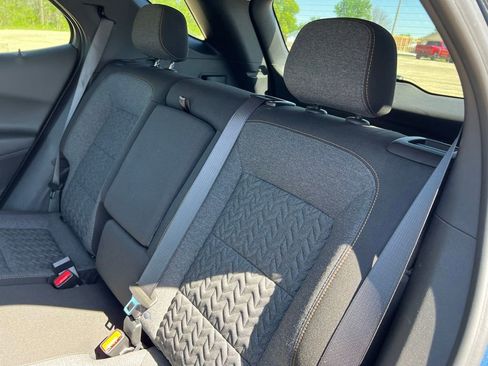 Used 2024 Chevrolet Equinox LT FWD image 17