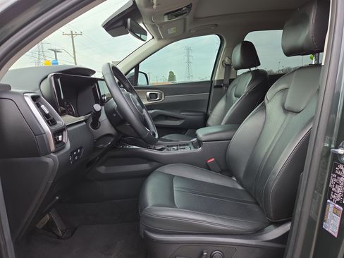 Used 2023 Kia Sorento X-Line EX image 7