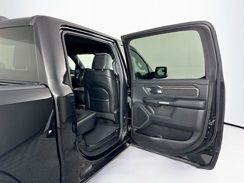 Used 2025 RAM 1500 Laramie image 29