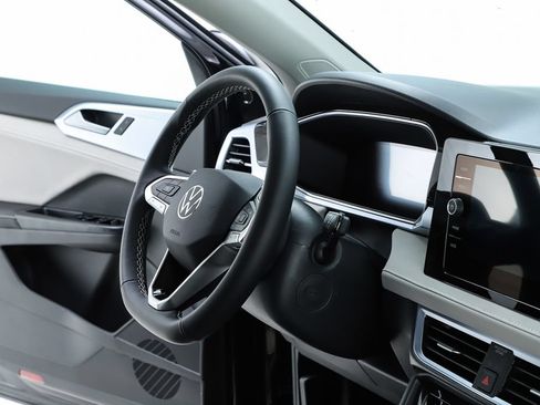New 2026 Volkswagen Taos SE AWD/4WD image 33