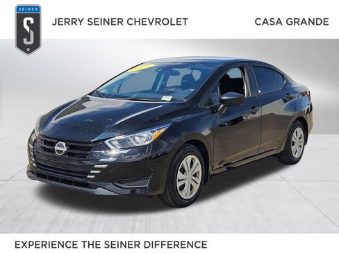 Used 2024 Nissan Versa S FWD image 1