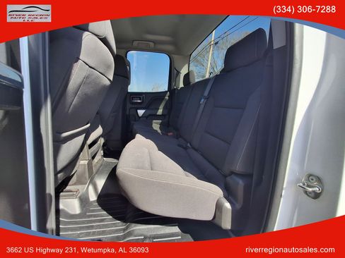 Used 2019 Chevrolet Silverado 1500 LT image 16