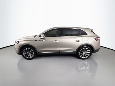 Used 2021 Lincoln Nautilus Reserve FWD image 4