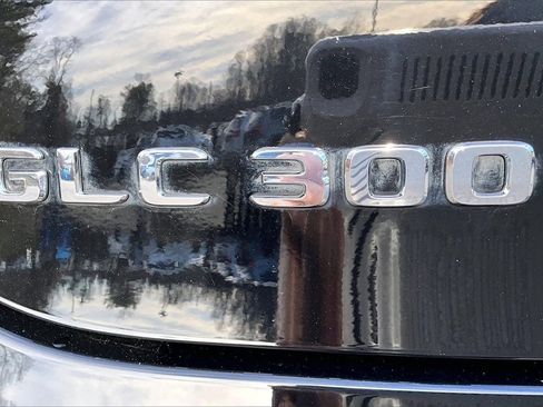 Certified 2023 Mercedes-Benz GLC 300 4MATIC Coupe image 33