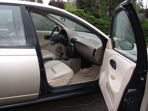 Used 1996 Saturn S-Series SL2 FWD image 13