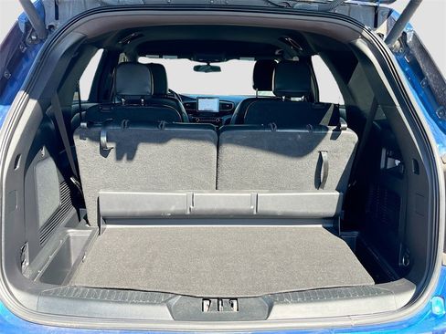 Used 2022 Ford Explorer ST-Line image 27