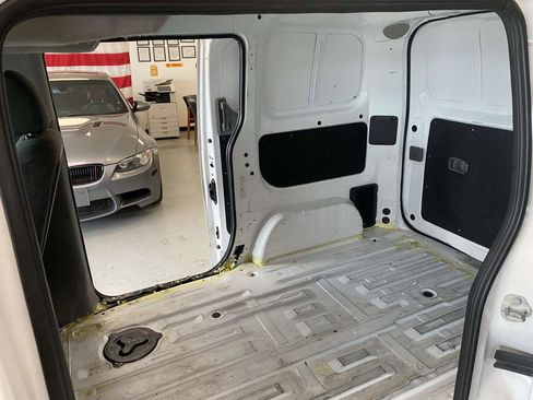 Used 2019 Nissan NV200 SV image 21