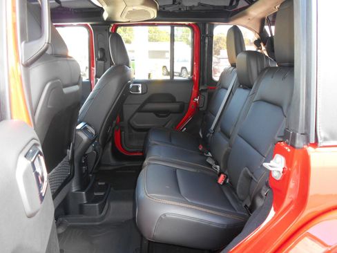 New 2025 Jeep Wrangler Unlimited Sahara image 7