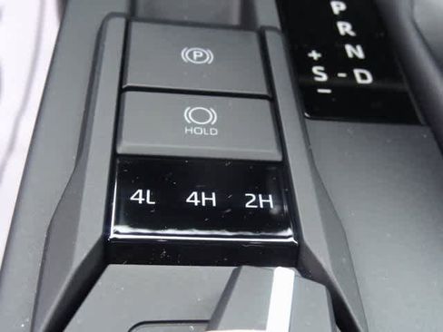 Used 2025 Toyota Tacoma TRD Off-Road image 20