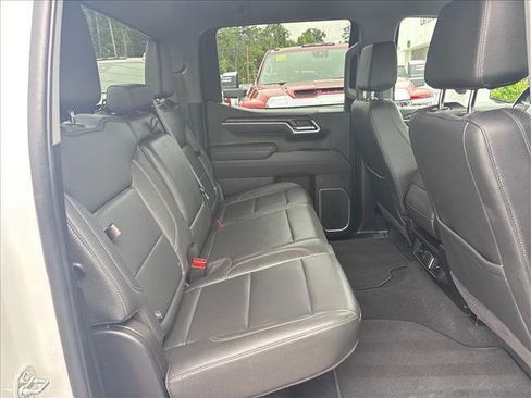 Certified 2025 GMC Sierra 1500 SLT AWD/4WD image 22