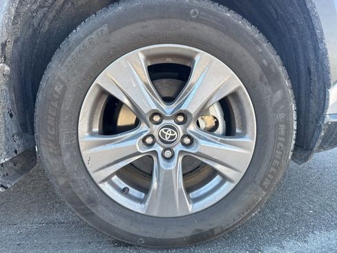 Certified 2024 Toyota RAV4 XLE image 10