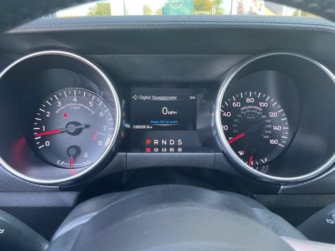 Used 2019 Ford Mustang GT RWD image 23