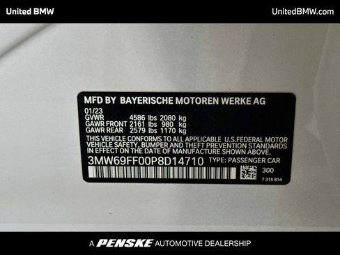 Used 2023 BMW 330i Sedan w/ Premium Package RWD image 15