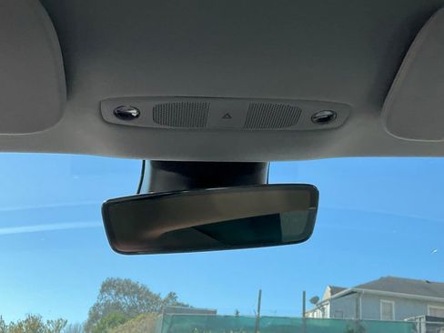 Used 2023 Tesla Model 3 Standard Range image 41