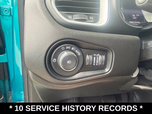 Used 2021 Jeep Renegade Latitude w/ Convenience Group AWD/4WD image 31