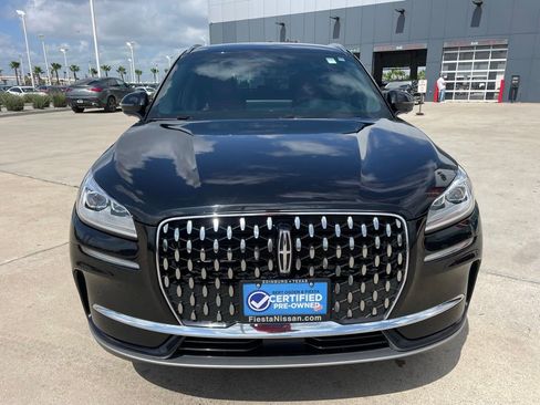 Used 2023 Lincoln Corsair Reserve w/ Equipment Group 201A FWD image 6