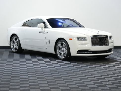 Used 2016 Rolls-Royce Wraith COUPE 2D image 5