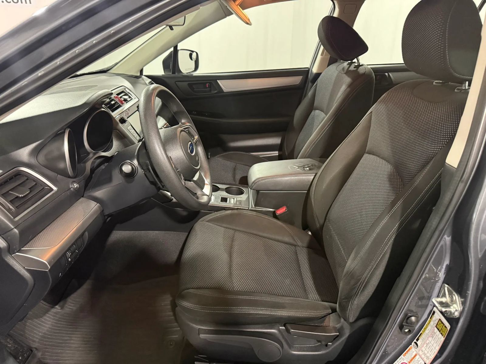Used 2018 Subaru Outback 2.5i AWD/4WD image 29