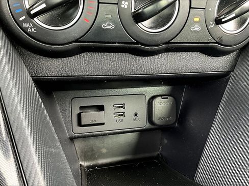 Used 2017 Toyota Yaris iA image 26