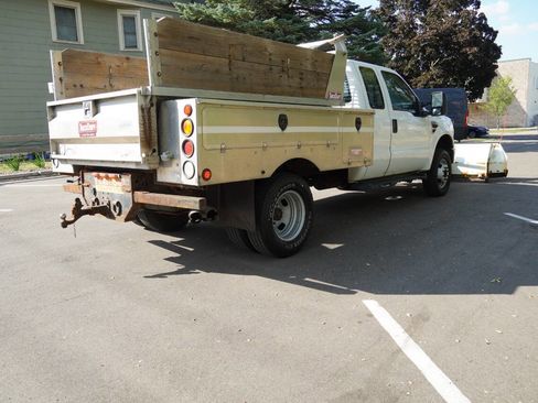 Used 2010 Ford F350 XL image 11