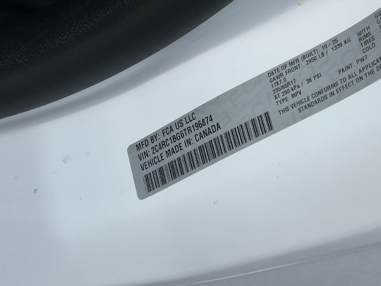 Used 2026 Chrysler Pacifica Select FWD image 15