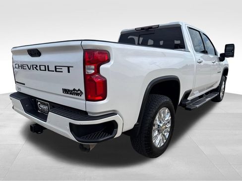 Used 2022 Chevrolet Silverado 2500 High Country w/ Z71 Off-Road Package AWD/4WD image 6