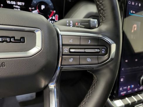 Used 2025 GMC Yukon XL Denali AWD/4WD image 37