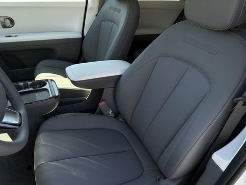 New 2026 Hyundai Ioniq 5 SEL AWD/4WD image 15