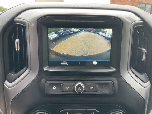 Used 2019 Chevrolet Silverado 1500 Custom w/ Custom Value Package image 41