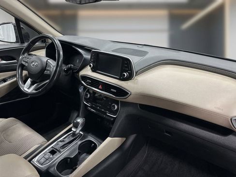 Used 2019 Hyundai Santa Fe SEL image 7