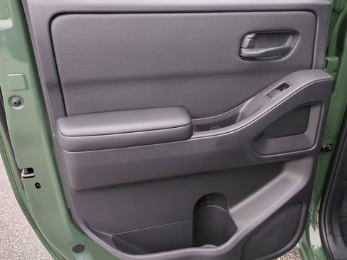 New 2026 Nissan Frontier SV w/ SV Convenience Package image 25