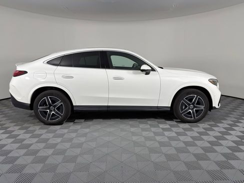 Certified 2025 Mercedes-Benz GLC 300 4MATIC image 11