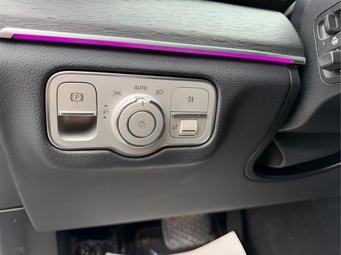 Used 2020 Mercedes-Benz GLS 450 4MATIC image 23