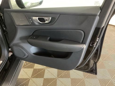 New 2026 Volvo V60 B5 Cross Country Plus w/ Climate Package image 21