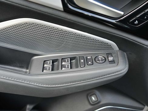 Certified 2025 Acura MDX SH-AWD image 18