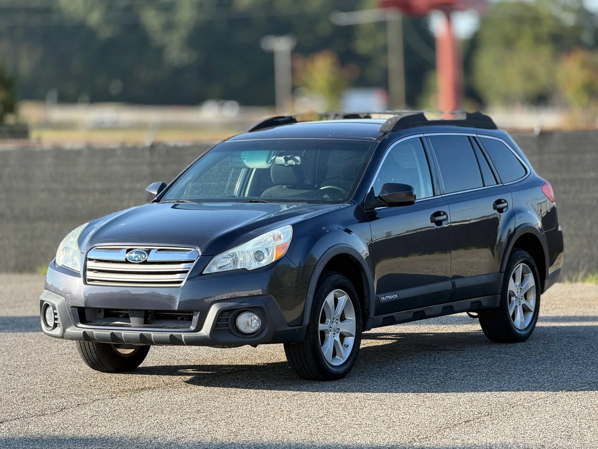 Used 2013 Subaru Outback 2.5i Premium AWD/4WD image 6