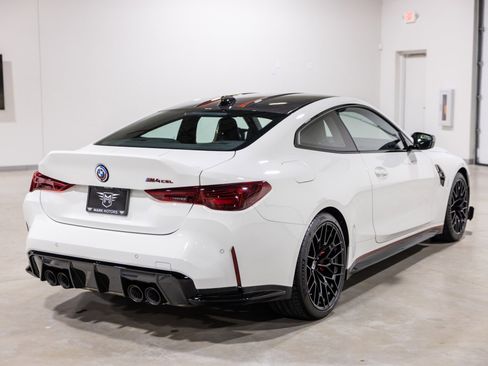Used 2023 BMW M4 CSL image 9