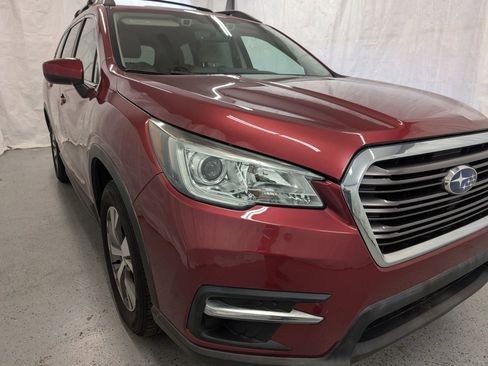 Used 2019 Subaru Ascent Premium image 11