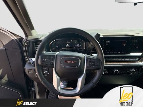 Used 2023 GMC Sierra 1500 Elevation AWD/4WD image 14
