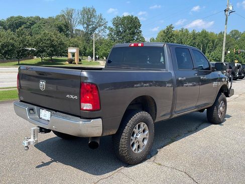 Used 2018 RAM 2500 Tradesman w/ Chrome Appearance Group AWD/4WD image 3