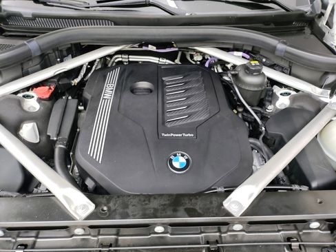 Used 2022 BMW X7 xDrive40i w/ Cold Weather Package image 35