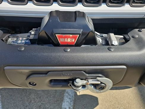 Used 2024 Jeep Wrangler Unlimited Rubicon 4xe AWD/4WD image 8