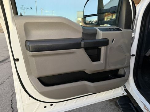 Used 2022 Ford F550 4x4 Regular Cab Super Duty image 24