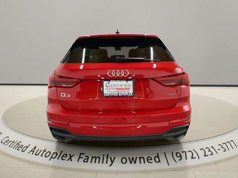 Used 2023 Audi Q3 2.0T Premium w/ Convenience Package AWD/4WD image 4