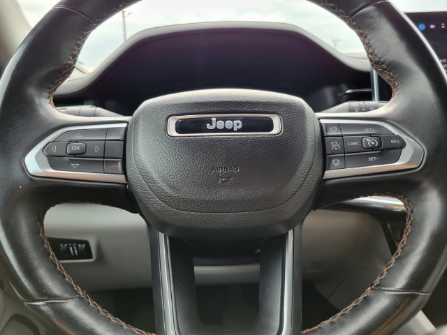 Used 2022 Jeep Compass Limited AWD/4WD image 13
