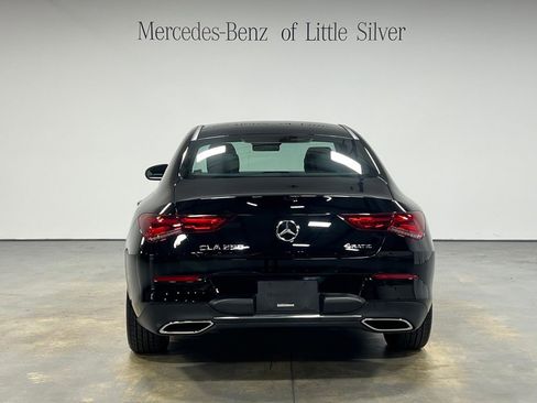 Used 2023 Mercedes-Benz CLA 250 4MATIC image 4