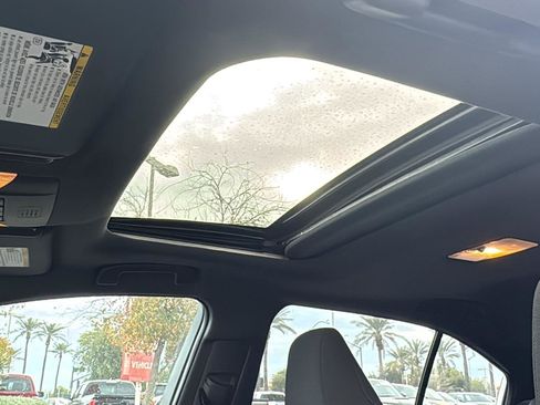 Certified 2022 Toyota Corolla SE image 23