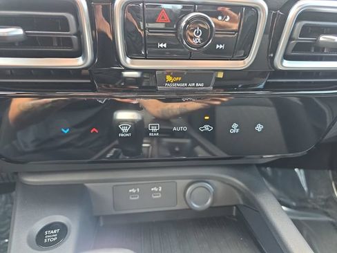 New 2026 Nissan Sentra SV w/ Floor Mat Package FWD image 24