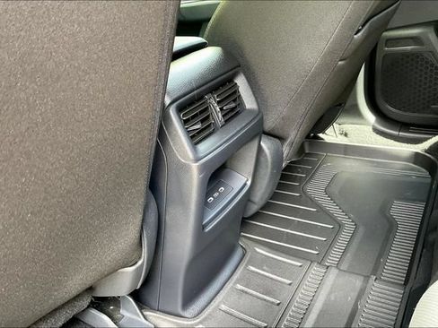 Used 2025 Honda CR-V EX image 12
