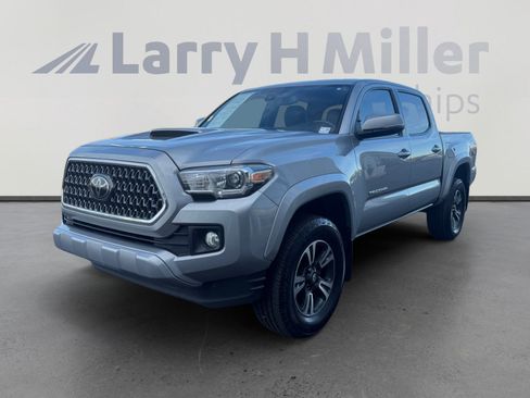 Used 2019 Toyota Tacoma TRD Sport w/ Technology Package image 1